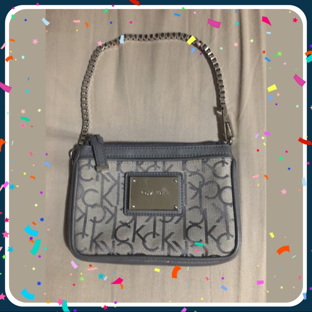 Calvin Klein Gray Wrislet 👛 ✨